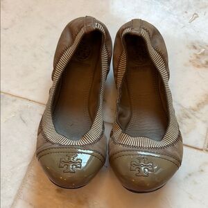 Tory Burch Tan Leather Flats with Logo Detail